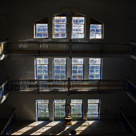 window lights in prison
